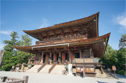金峯山寺蔵王堂